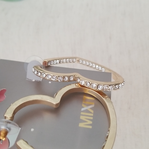 Large Gold Heart Post Earrings with Crystals, NWT - Picture 3 of 7